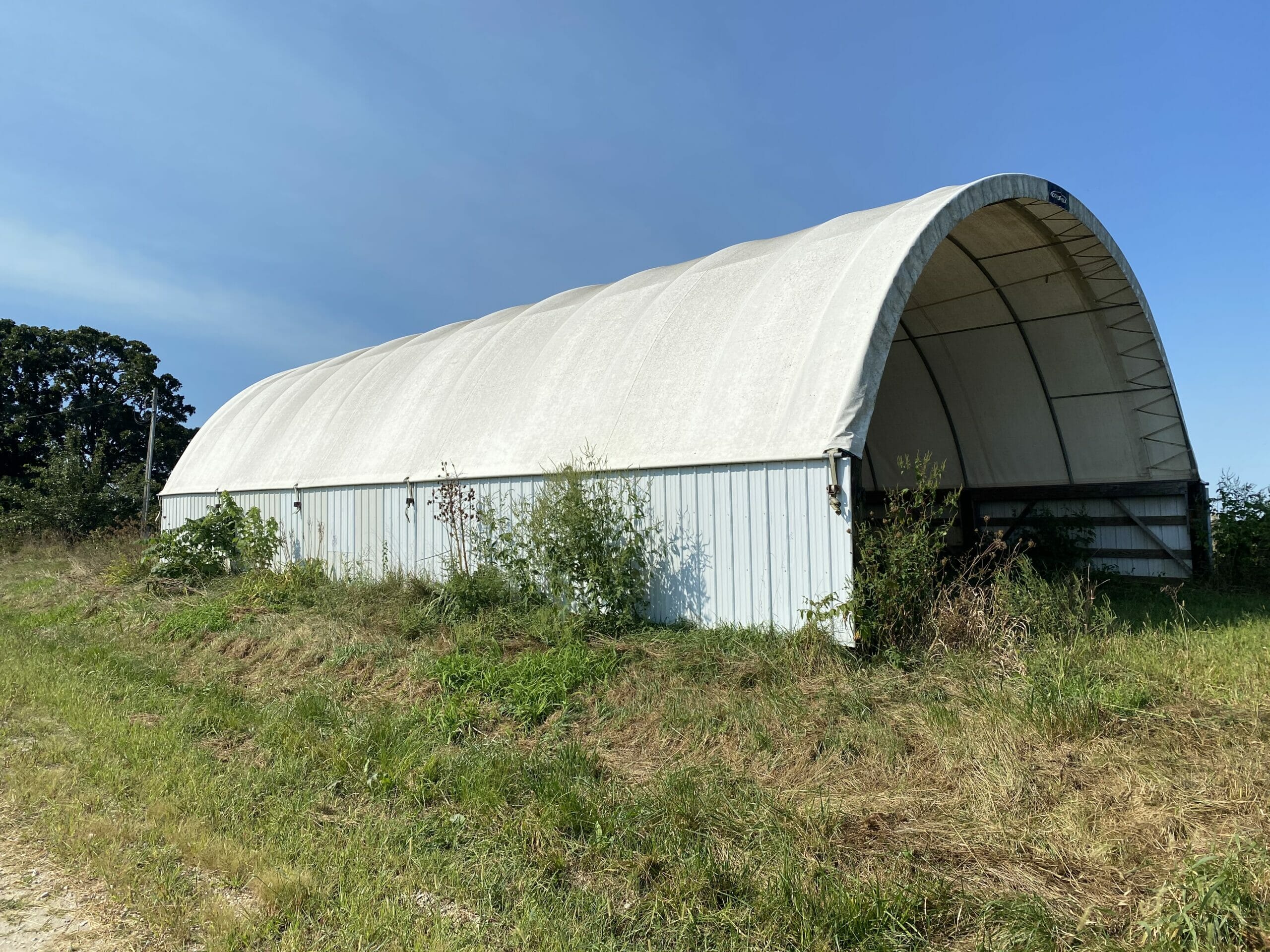 218 Acres Pasture/Hunting, 4 Bed , 2 Bath house, Cattle building