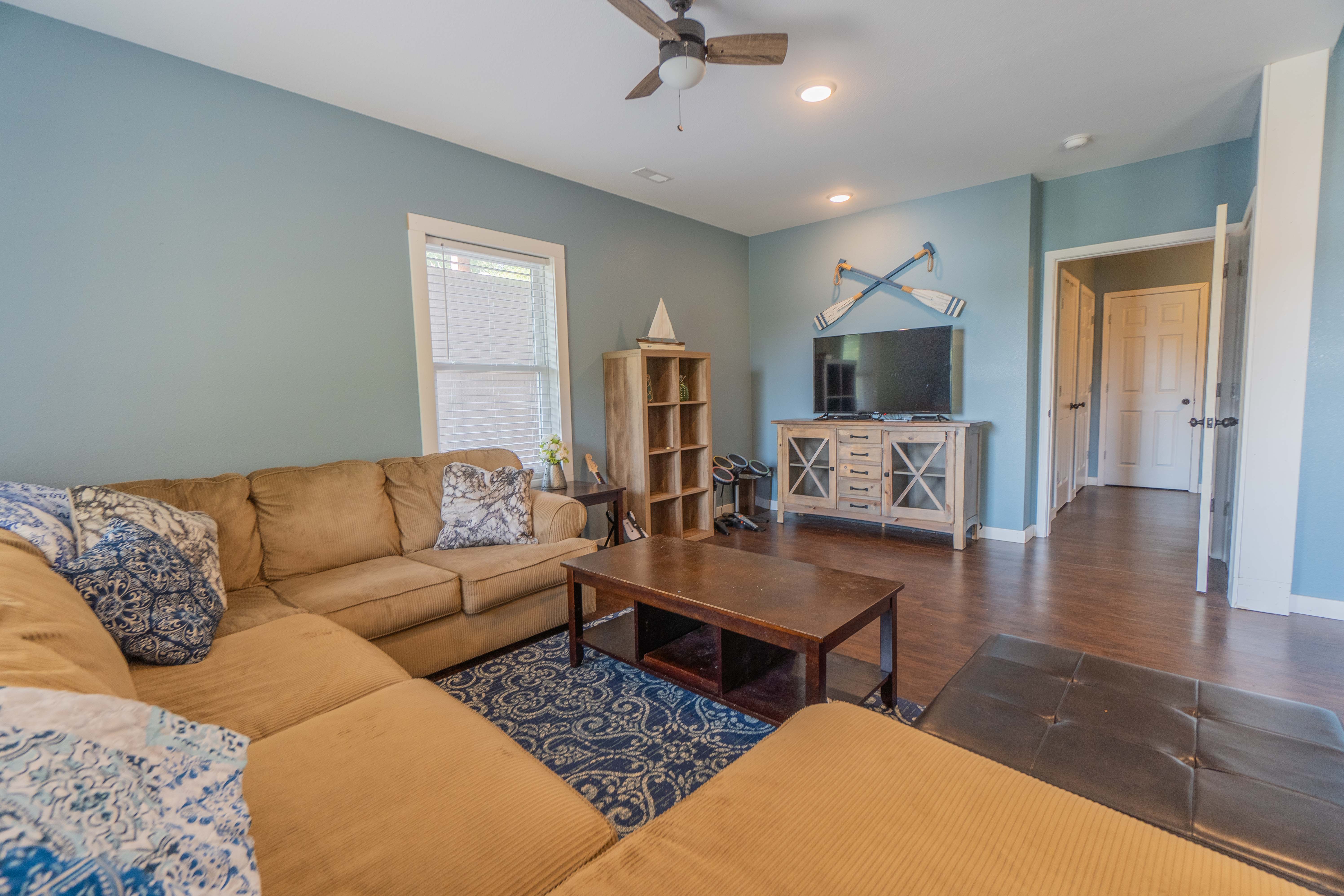 Lake Nehai Home Missouri Land & Farm